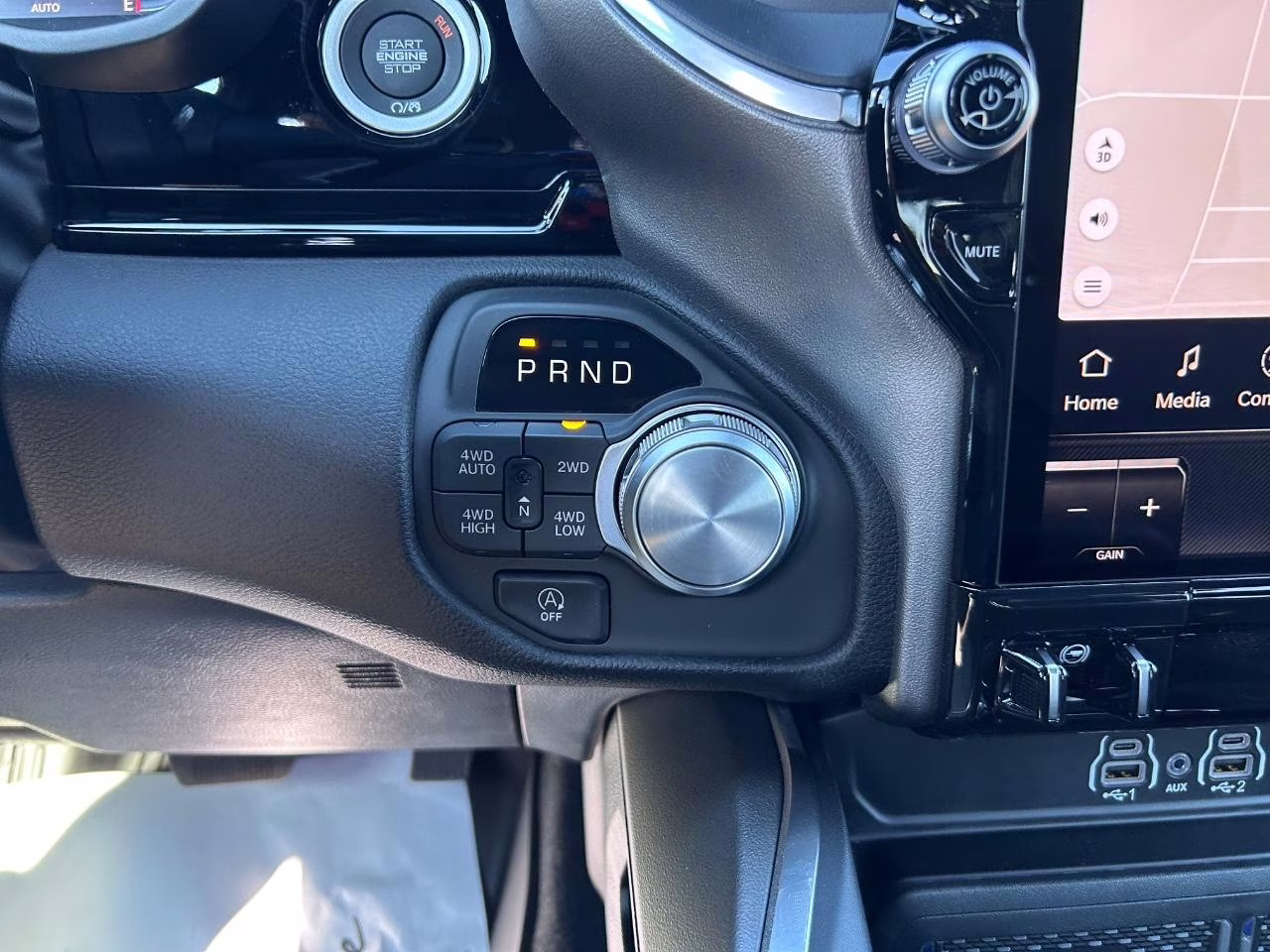 2026 Diamond Black Crystal Pearlcoat Ram 1500 Laramie 4X4 Truck