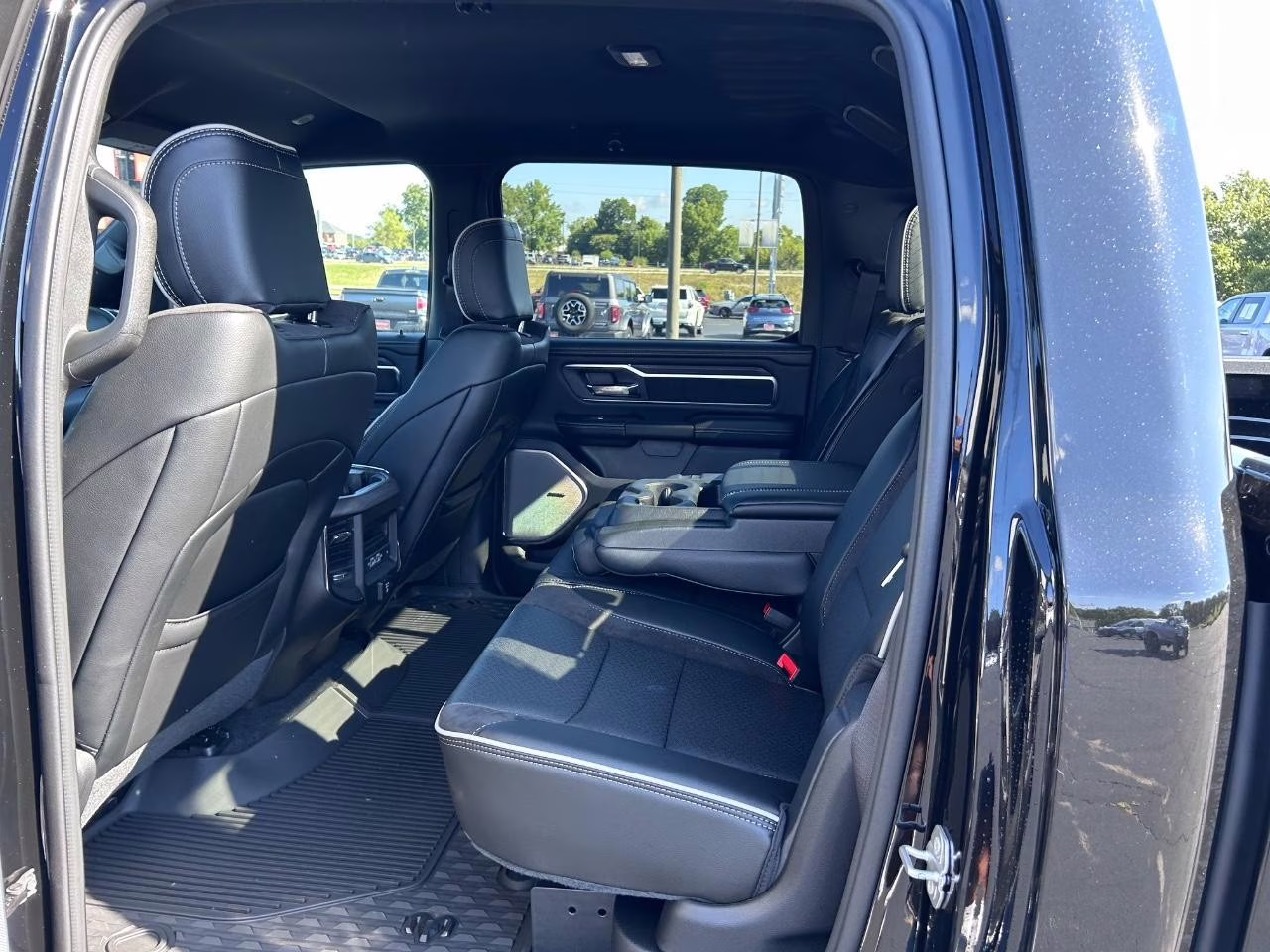 2026 Diamond Black Crystal Pearlcoat Ram 1500 Laramie 4X4 Truck