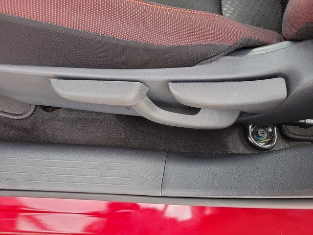 2025 Scarlet Ember Tintcoat Nissan Versa 1.6 SR FWD Sedan