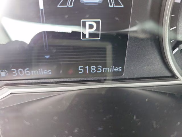 2025 Scarlet Ember Tintcoat Nissan Versa 1.6 SR FWD Sedan