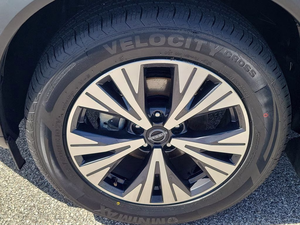2023 Super Black Nissan Rogue SV FWD SUV