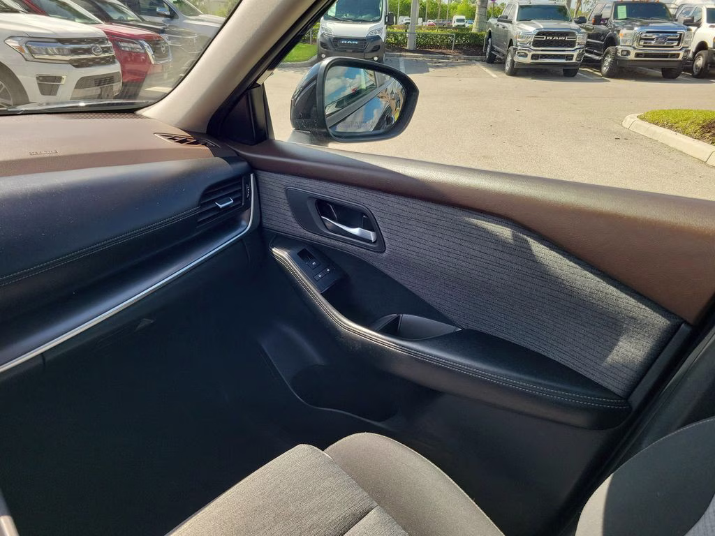 2023 Super Black Nissan Rogue SV FWD SUV