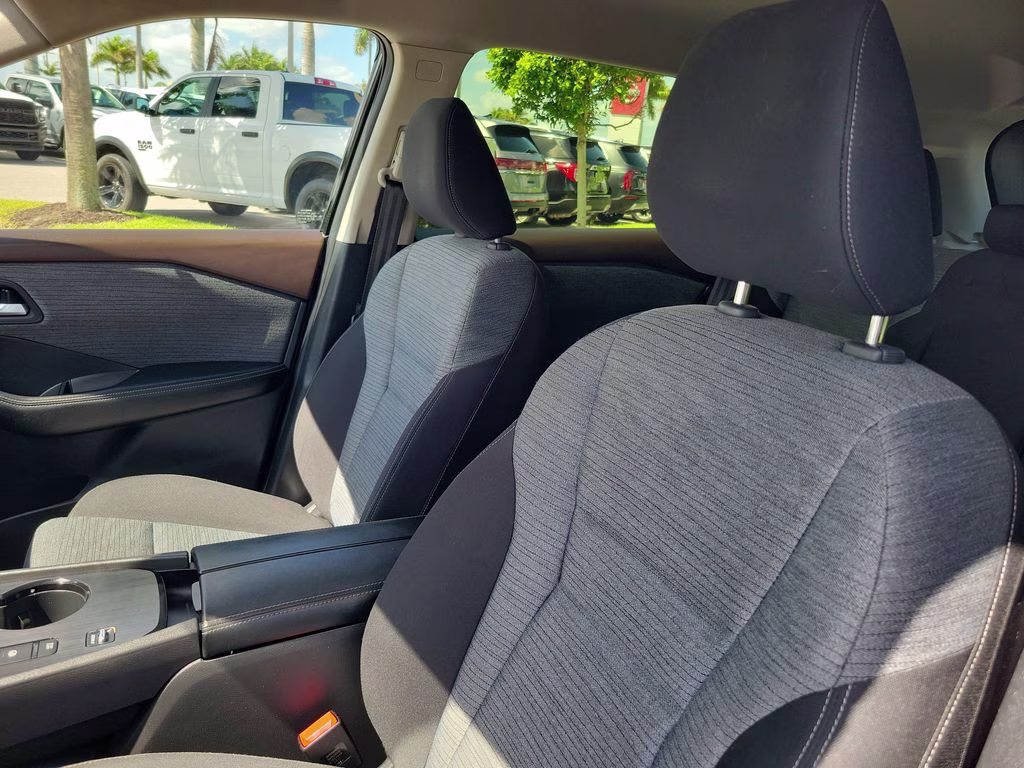 2023 Super Black Nissan Rogue SV FWD SUV