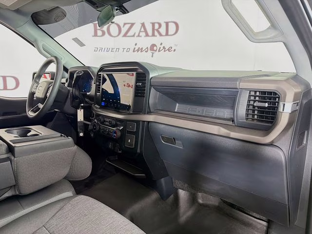 2025 Gray Metallic Ford F-150 XL 4X4 Truck