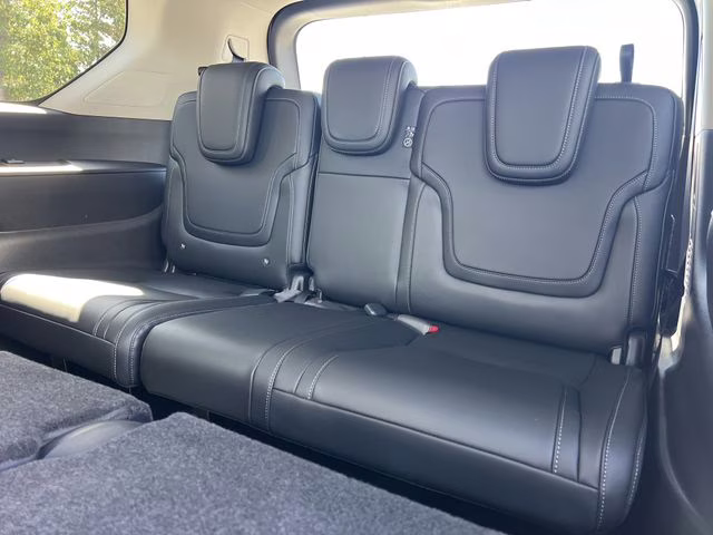 2026 Aspen White Tricoat Nissan Armada SV RWD SUV