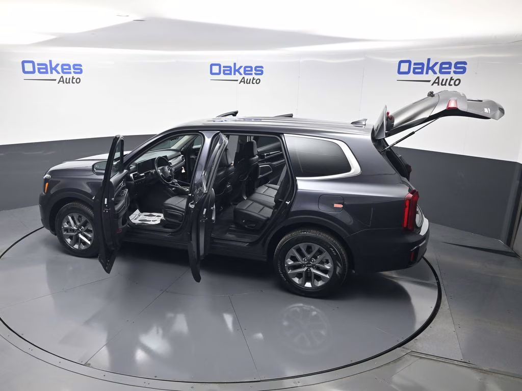 2025 Panthera Metal Kia Telluride LX FWD SUV