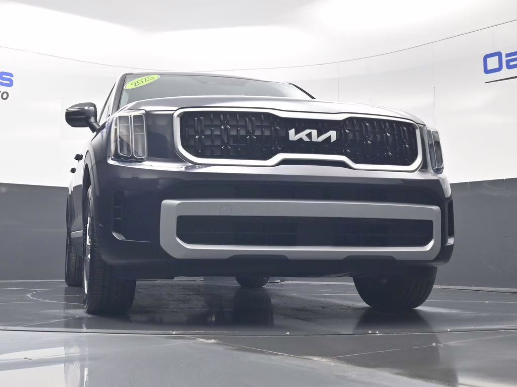 2025 Panthera Metal Kia Telluride LX FWD SUV