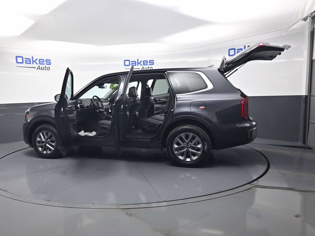 2025 Panthera Metal Kia Telluride LX FWD SUV