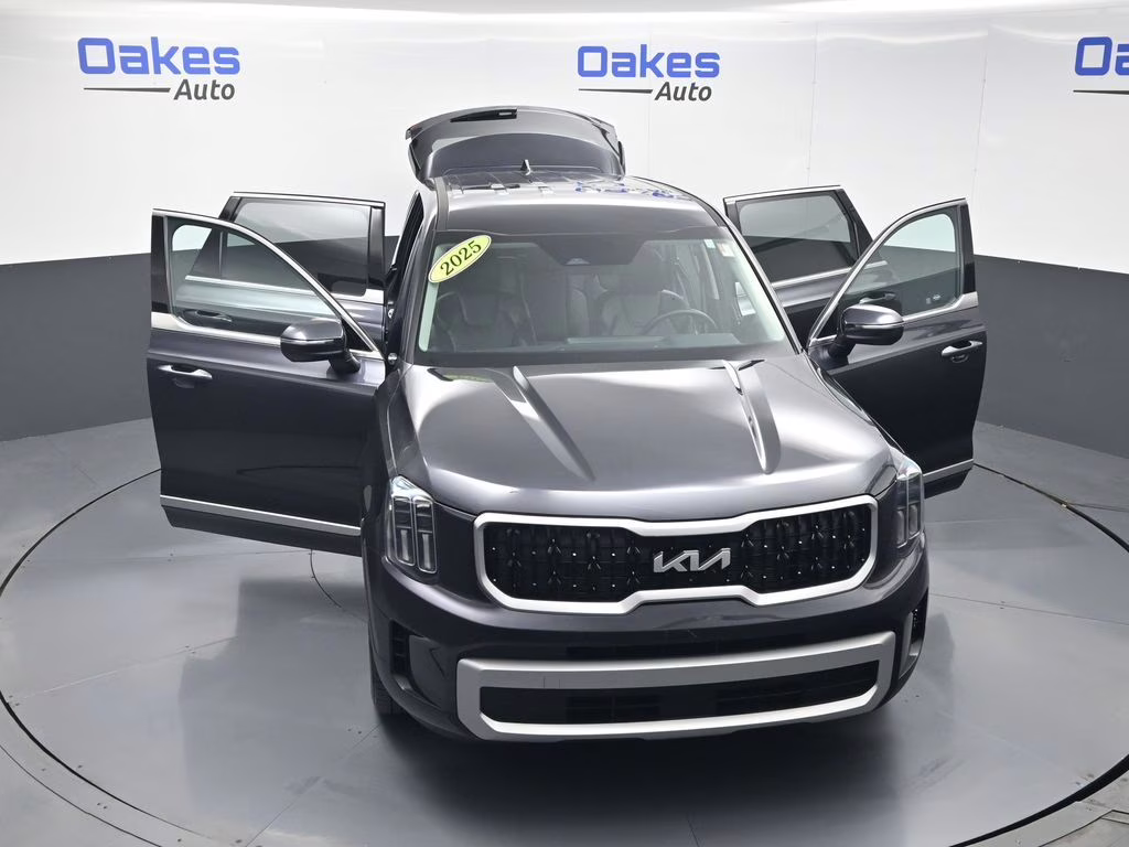 2025 Panthera Metal Kia Telluride LX FWD SUV