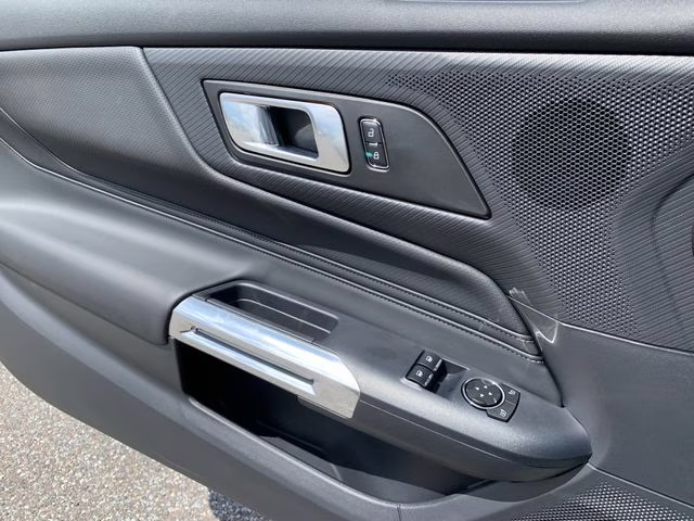 2025 Wimbledon White Ford Mustang GT Premium RWD Coupe