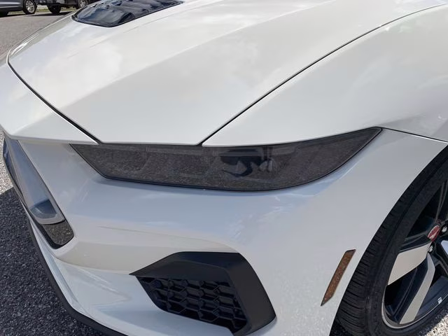 2025 Wimbledon White Ford Mustang GT Premium RWD Coupe