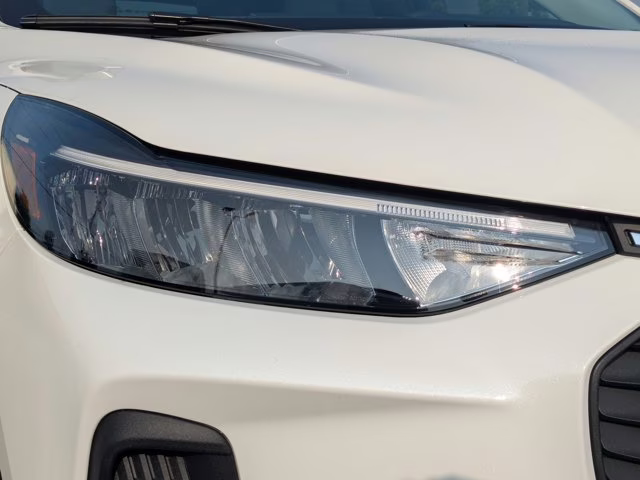 2025 Star White Metallic Tri-Coat Ford Escape PHEV Plug-In Hybrid FWD SUV