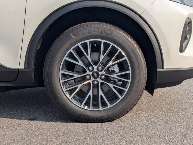 2025 Star White Metallic Tri-Coat Ford Escape PHEV Plug-In Hybrid FWD SUV