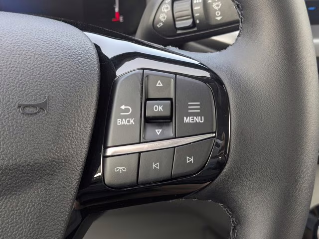 2025 Star White Metallic Tri-Coat Ford Escape PHEV Plug-In Hybrid FWD SUV