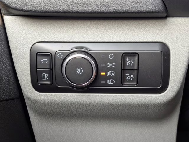 2025 Star White Metallic Tri-Coat Ford Escape PHEV Plug-In Hybrid FWD SUV