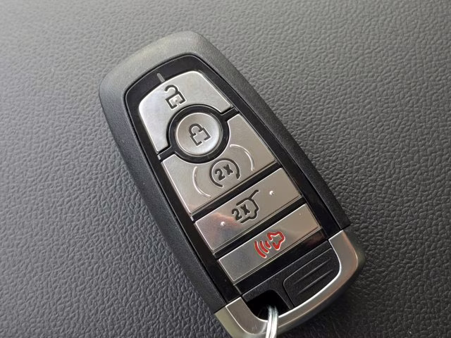 2025 Star White Metallic Tri-Coat Ford Escape PHEV Plug-In Hybrid FWD SUV