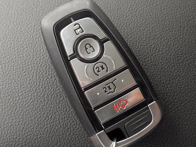 2025 Carbonized Gray Metallic Ford Escape PHEV Plug-In Hybrid FWD SUV