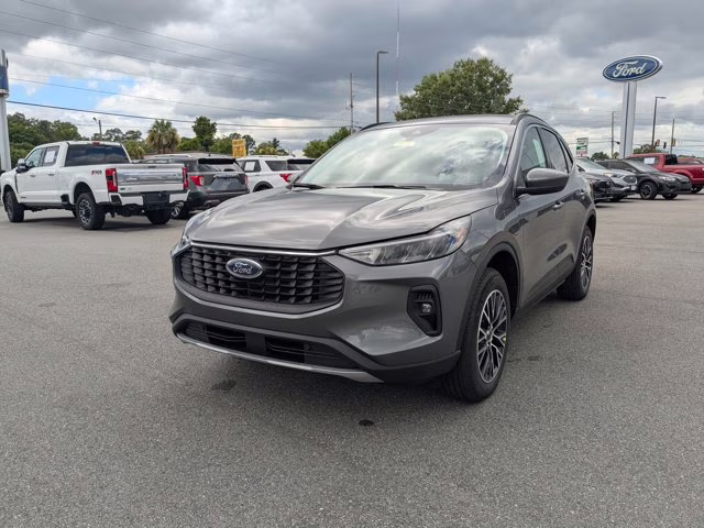 2025 Carbonized Gray Metallic Ford Escape PHEV Plug-In Hybrid FWD SUV