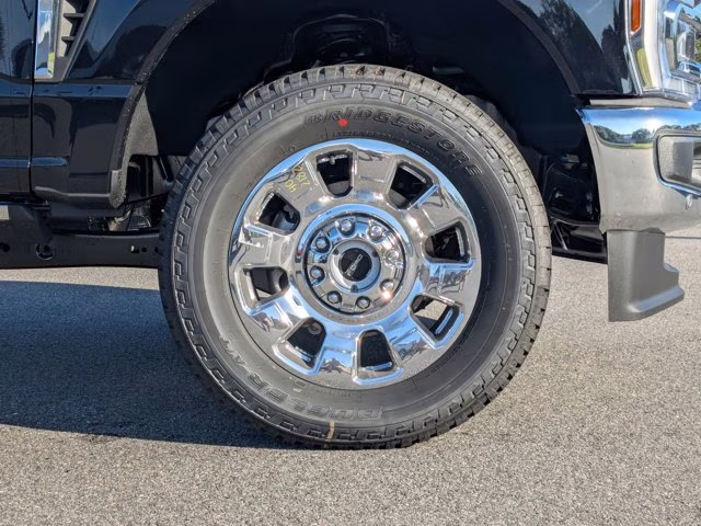 2025 Agate Black Metallic Ford Super Duty F-350 SRW Crew Cab 4x4 High Output Diesel Lariat FX4 4X4 Truck