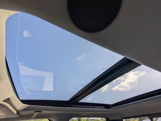 2025 Agate Black Metallic Ford Super Duty F-350 SRW Crew Cab 4x4 High Output Diesel Lariat FX4 4X4 Truck