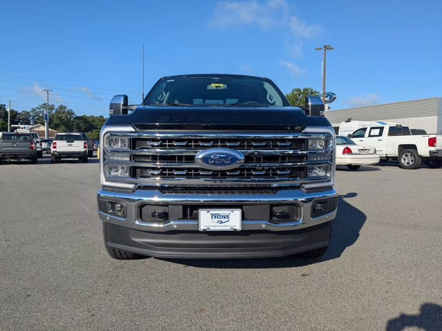 2025 Agate Black Metallic Ford Super Duty F-350 SRW Crew Cab 4x4 High Output Diesel Lariat FX4 4X4 Truck