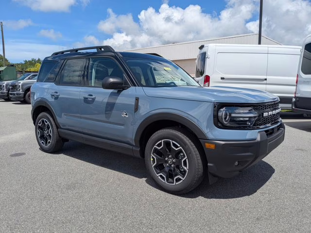 2025 Azure Gray Metallic Tri-Coat Ford Bronco Sport Outer Banks 4X4 SUV