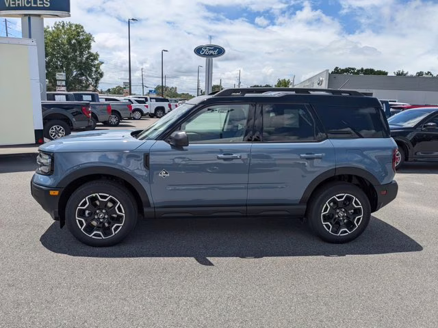 2025 Azure Gray Metallic Tri-Coat Ford Bronco Sport Outer Banks 4X4 SUV