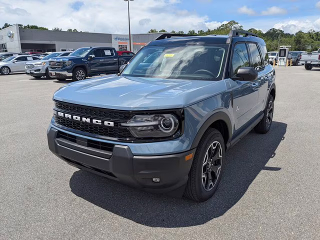 2025 Azure Gray Metallic Tri-Coat Ford Bronco Sport Outer Banks 4X4 SUV