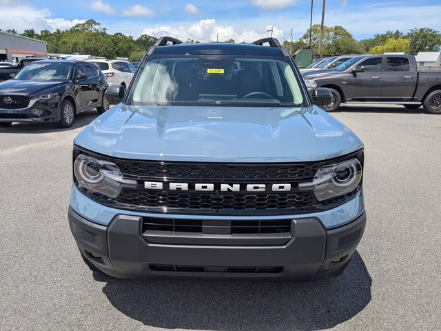 2025 Azure Gray Metallic Tri-Coat Ford Bronco Sport Outer Banks 4X4 SUV