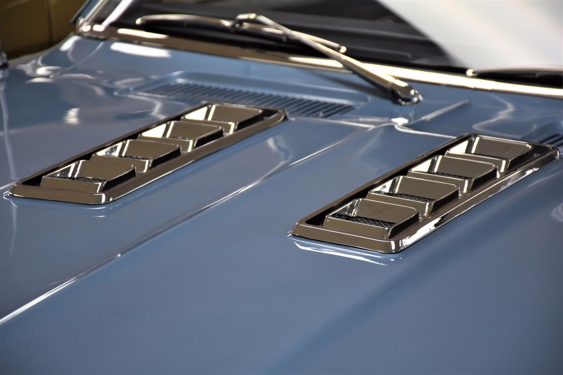 1969 Glacier Blue Chevrolet Camaro Z/28 - DZ 302C.I. V8, 4-Speed Coupe