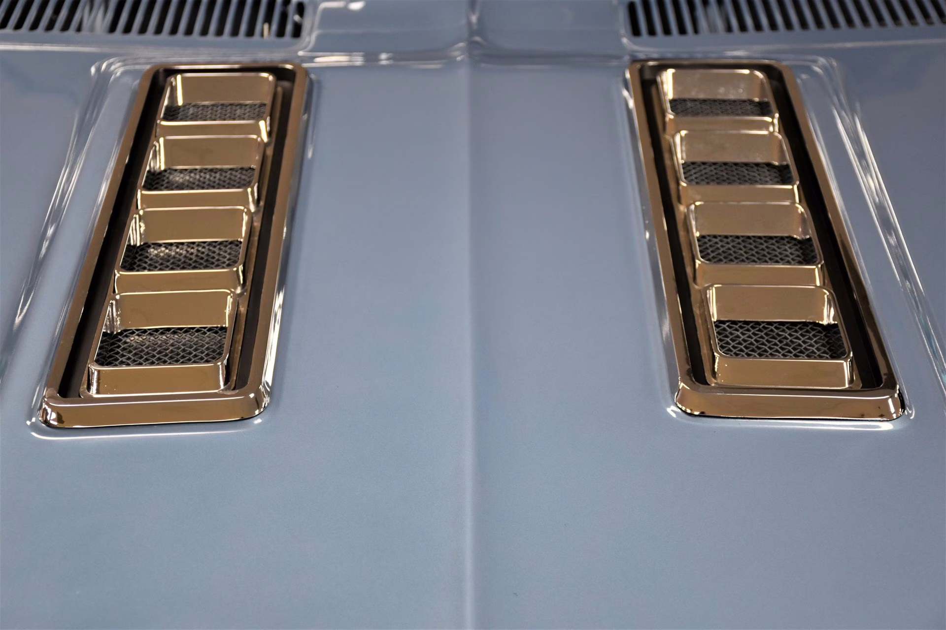 1969 Glacier Blue Chevrolet Camaro Z/28 - DZ 302C.I. V8, 4-Speed Coupe