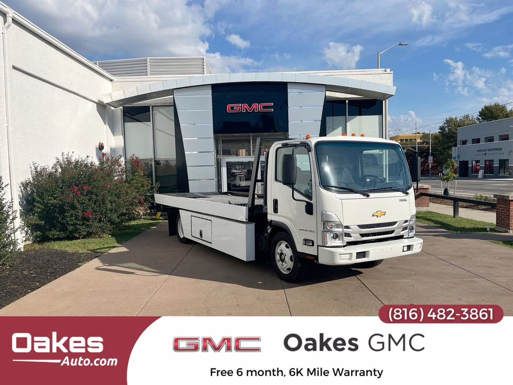 2024 Arc White Chevrolet 5500 XD LCF Diesel Base RWD Truck