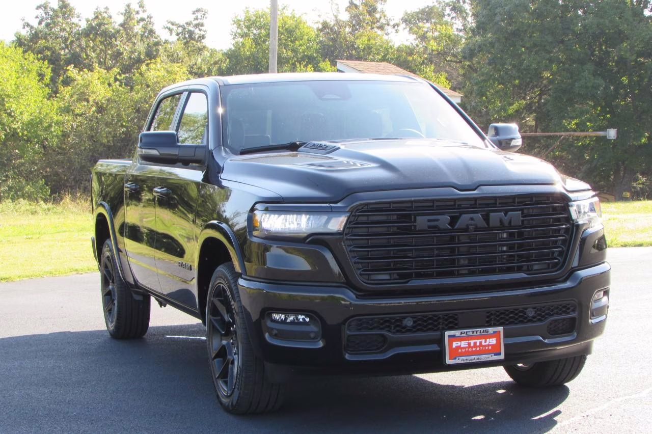 2026 Diamond Black Crystal Pearlcoat Ram 1500 Laramie 4X4 Truck
