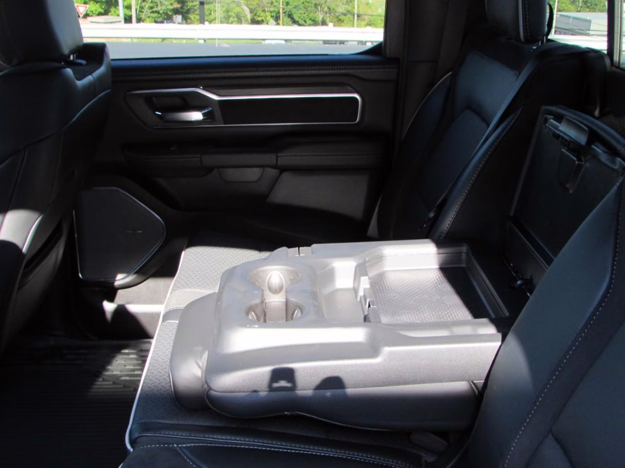 2026 Diamond Black Crystal Pearlcoat Ram 1500 Laramie 4X4 Truck