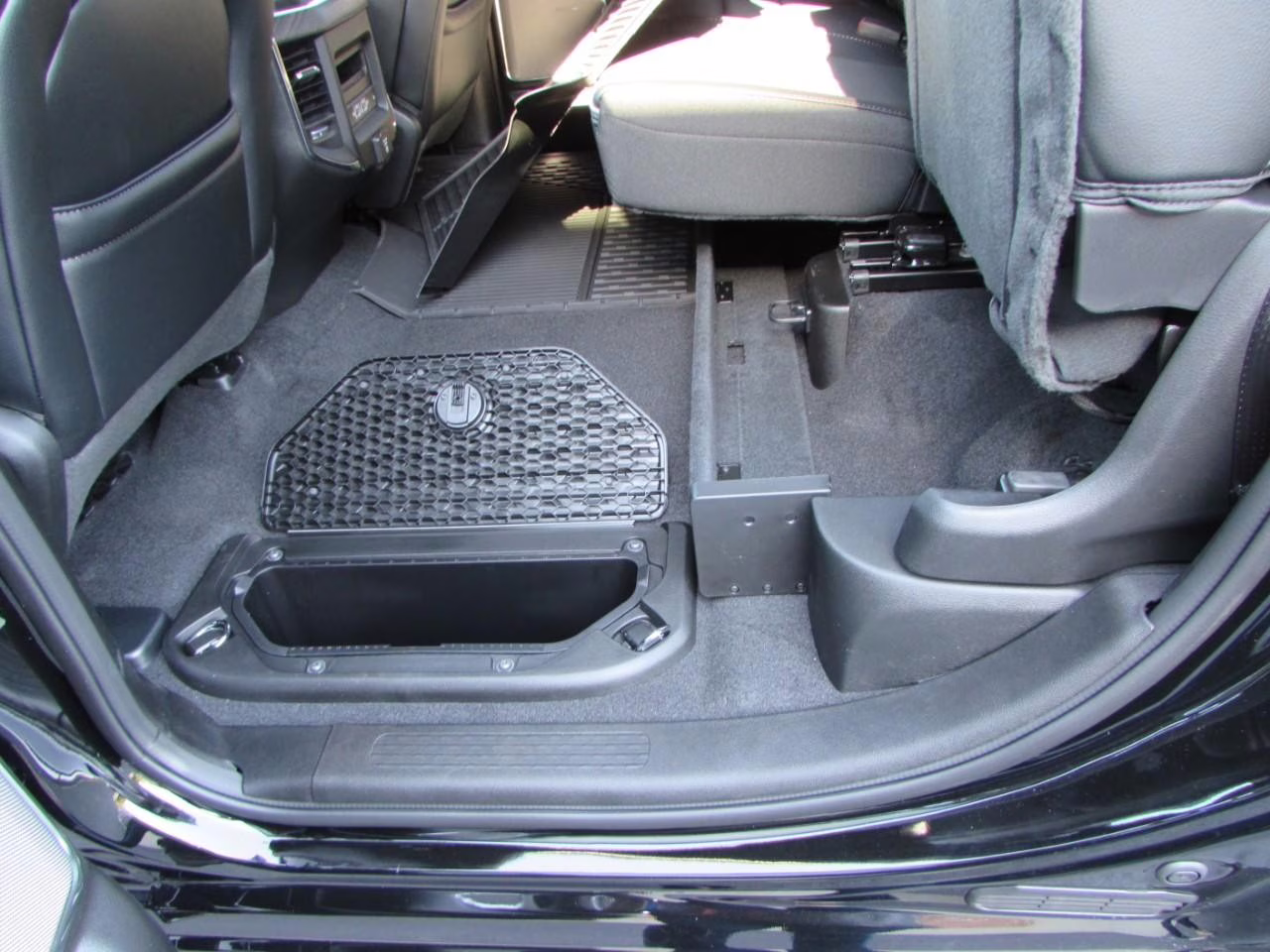 2026 Diamond Black Crystal Pearlcoat Ram 1500 Laramie 4X4 Truck