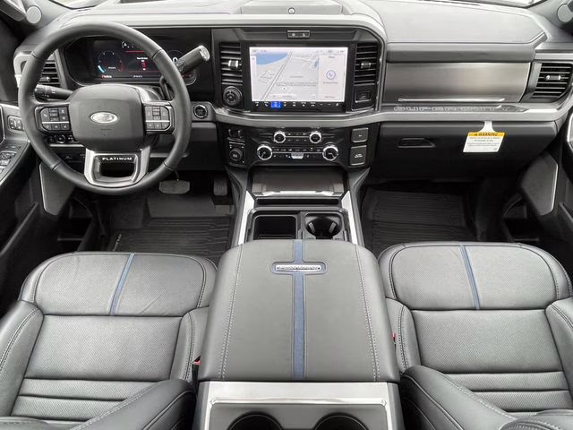 2026 Star White Metallic Tri-Coat Ford Super Duty F-450 DRW Platinum 4X4 Truck