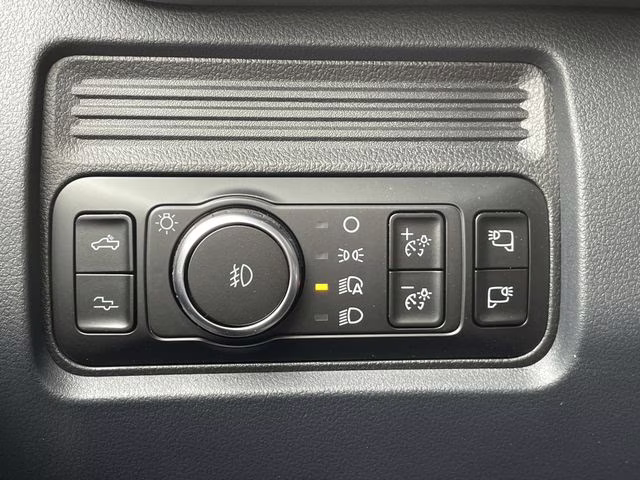 2026 Star White Metallic Tri-Coat Ford Super Duty F-450 DRW Platinum 4X4 Truck