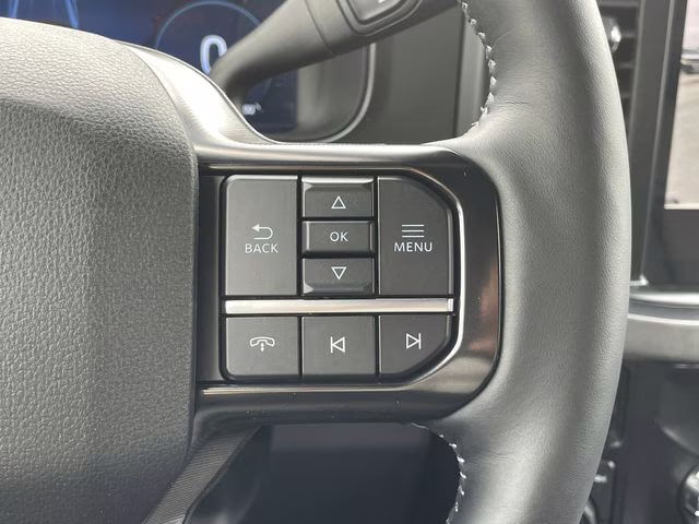 2026 Star White Metallic Tri-Coat Ford Super Duty F-450 DRW Platinum 4X4 Truck