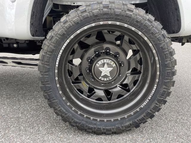 2026 Star White Metallic Tri-Coat Ford Super Duty F-450 DRW Platinum 4X4 Truck