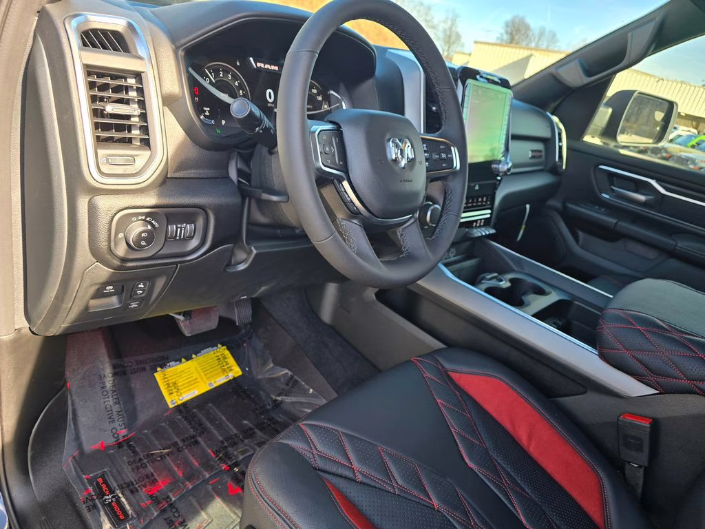 2026 Diamond Black Crystal Pearlcoat Ram 1500 Big Horn/Lone Star 4X4 Truck