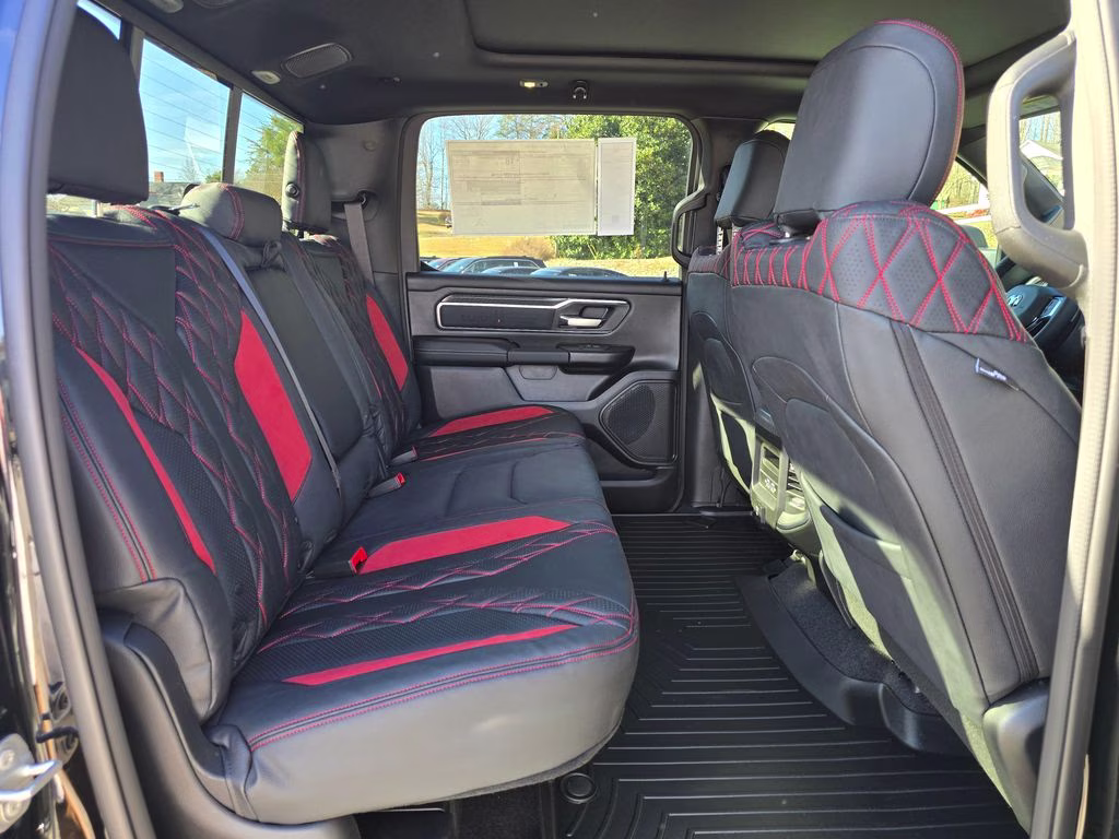 2026 Diamond Black Crystal Pearlcoat Ram 1500 Big Horn/Lone Star 4X4 Truck