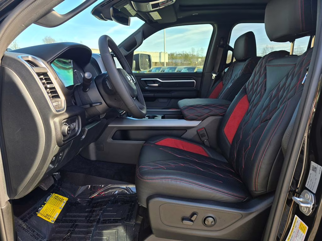 2026 Diamond Black Crystal Pearlcoat Ram 1500 Big Horn/Lone Star 4X4 Truck