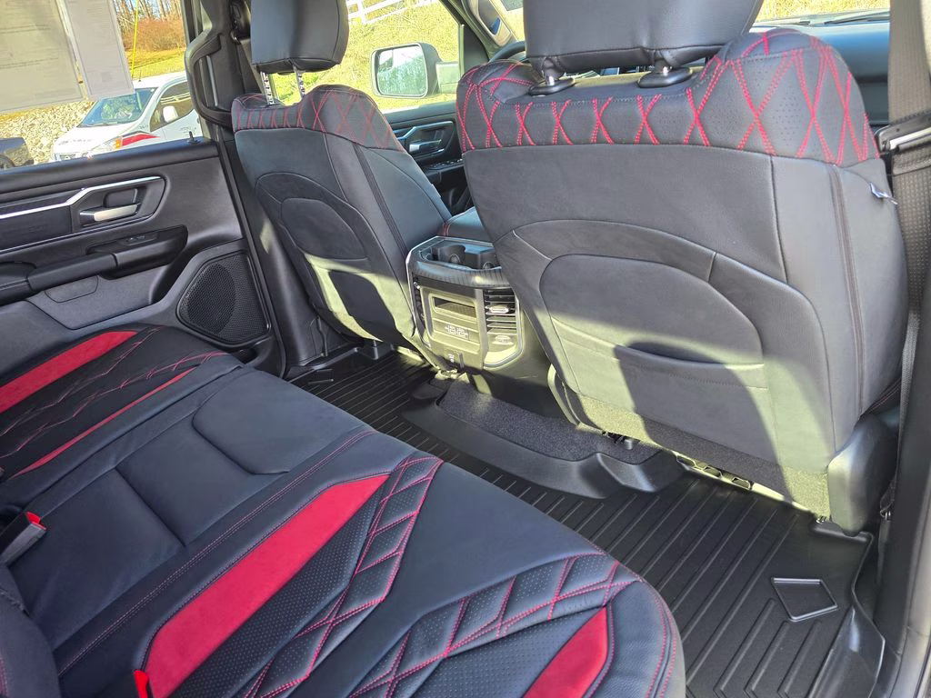 2026 Diamond Black Crystal Pearlcoat Ram 1500 Big Horn/Lone Star 4X4 Truck