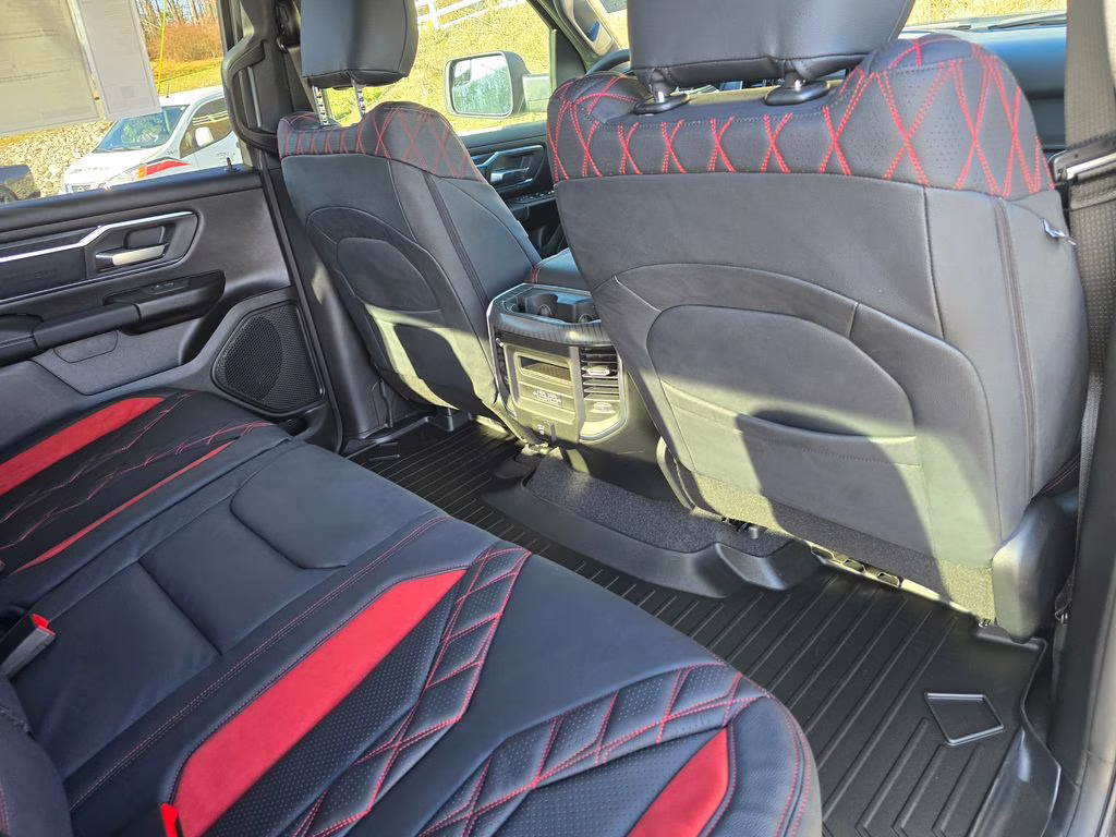 2026 Diamond Black Crystal Pearlcoat Ram 1500 Big Horn/Lone Star 4X4 Truck