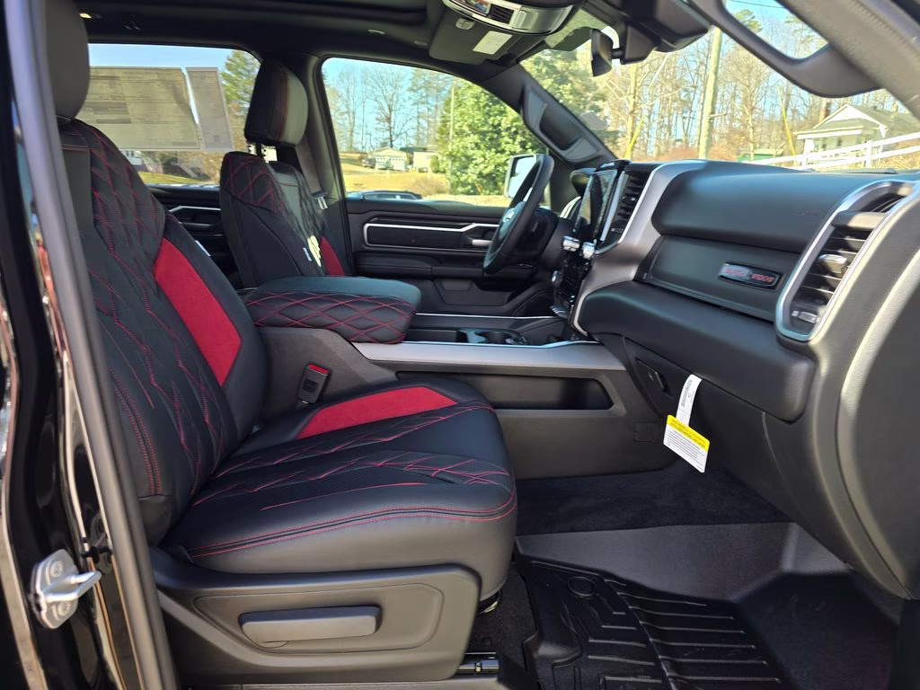 2026 Diamond Black Crystal Pearlcoat Ram 1500 Big Horn/Lone Star 4X4 Truck