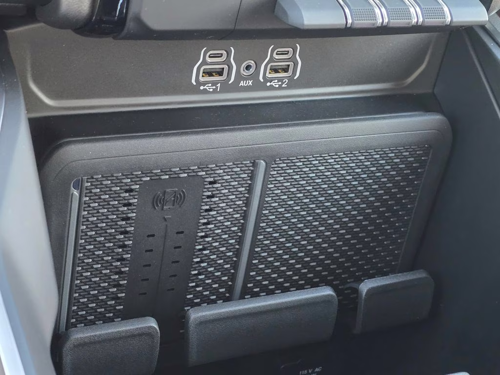 2026 Diamond Black Crystal Pearlcoat Ram 1500 Big Horn/Lone Star 4X4 Truck