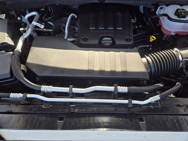 2025 Summit White Chevrolet Silverado 1500 Custom RWD Truck