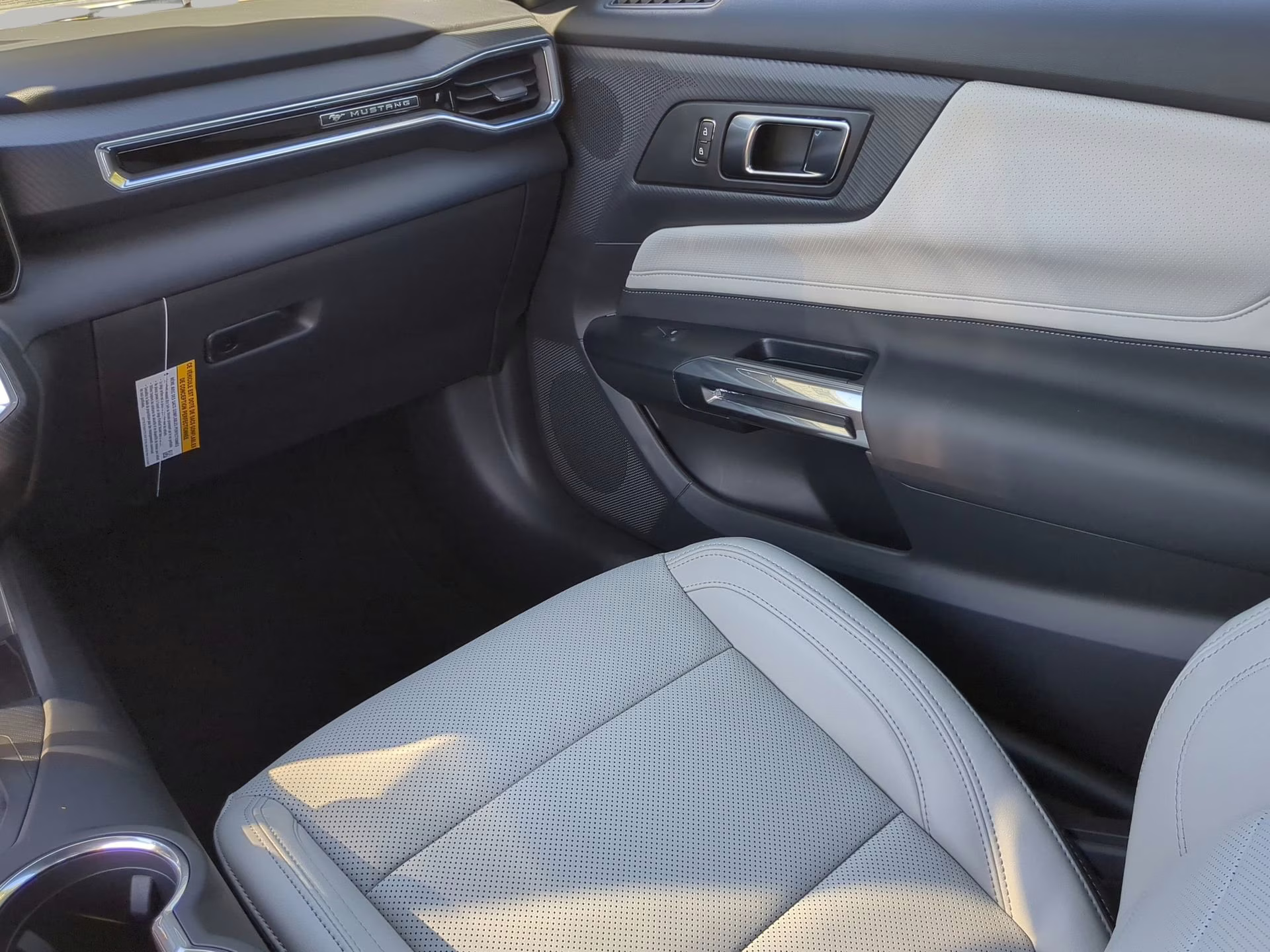 2026 Oxford White Ford Mustang EcoBoost Premium RWD Convertible