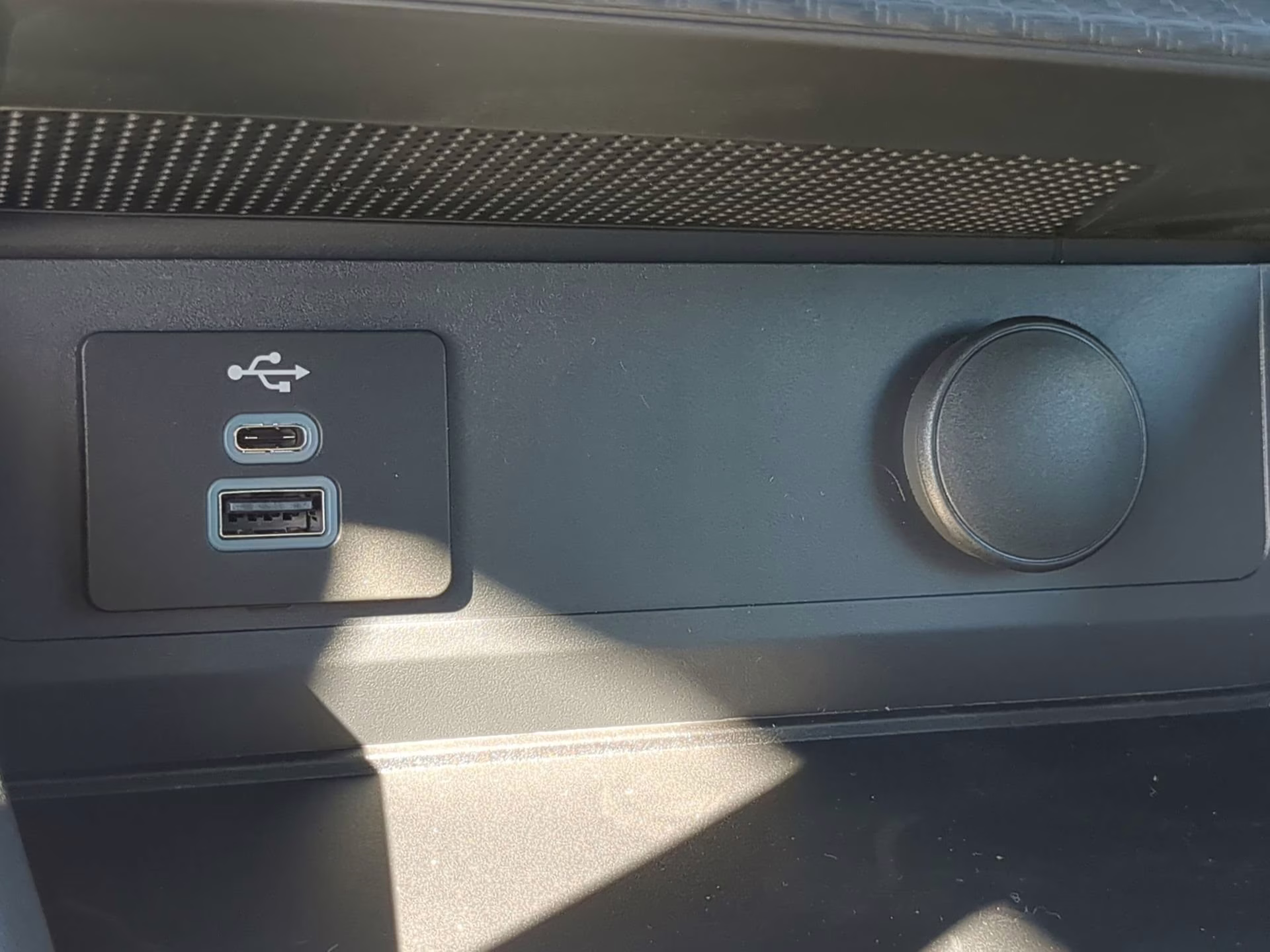 2026 Oxford White Ford Mustang EcoBoost Premium RWD Convertible