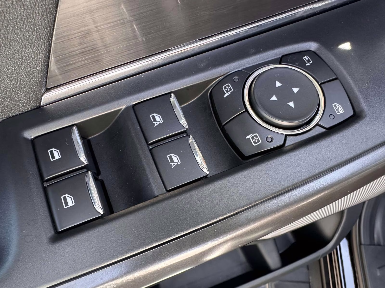 2025 Agate Black Metallic Ford F-150 LARIAT 4WD SuperCrew 5.5' Box 4X4 Truck